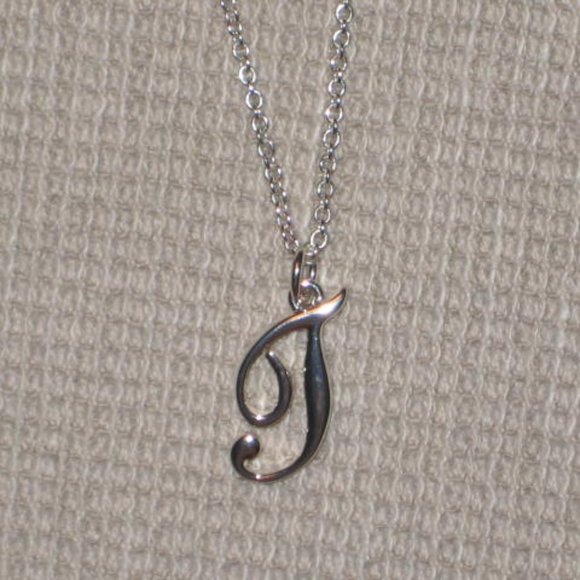 Lands' End NWT 20" Necklace with Initial T Pendant and Chain Landsend - Picture 2 of 4